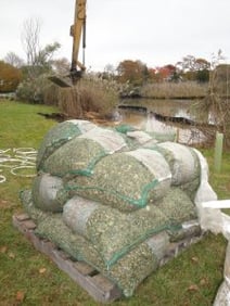 Mulch for the permeable reactive barrier to remove nitrogen from groundwater.